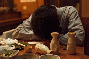 シチューなどに使用する葉の香辛料