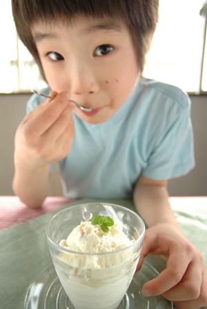 北海道の新鮮な海産物で家族と贅沢な刺身を楽しもう！